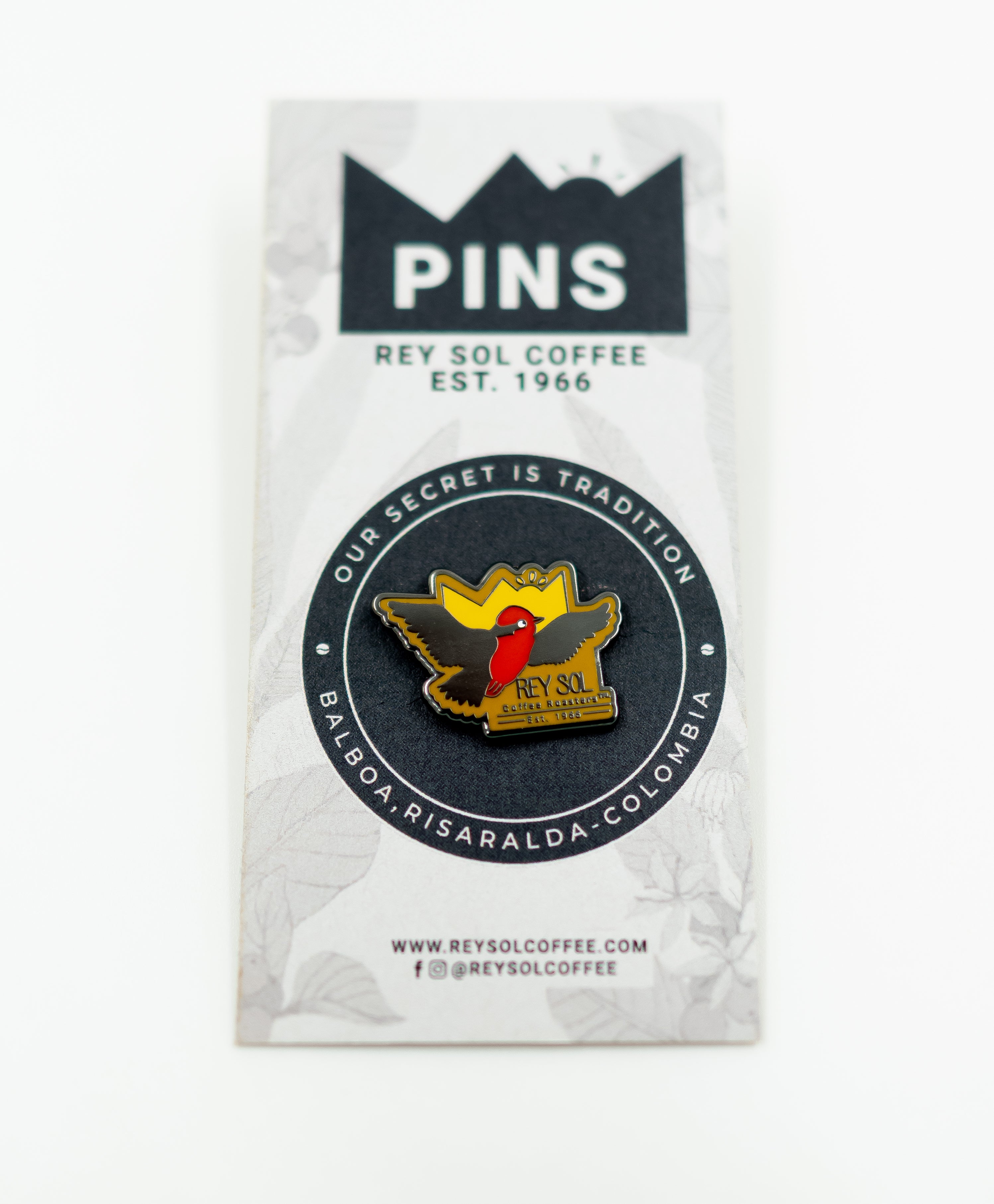 Pechi Rojo Pin
